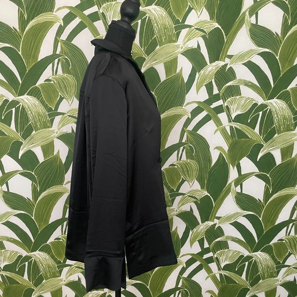 Double Breasted satin blazer style blouse - Picture 2 of 4